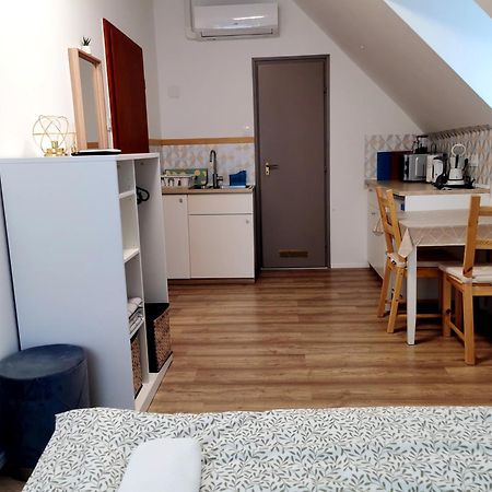 Regori Haz Hotel Balatongyorok Ngoại thất bức ảnh