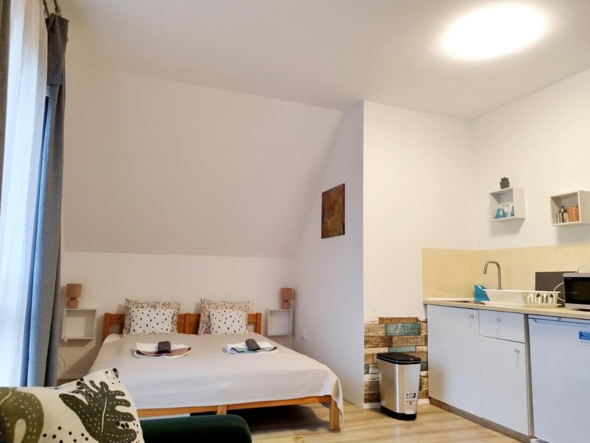 Regori Haz Hotel Balatongyorok Ngoại thất bức ảnh