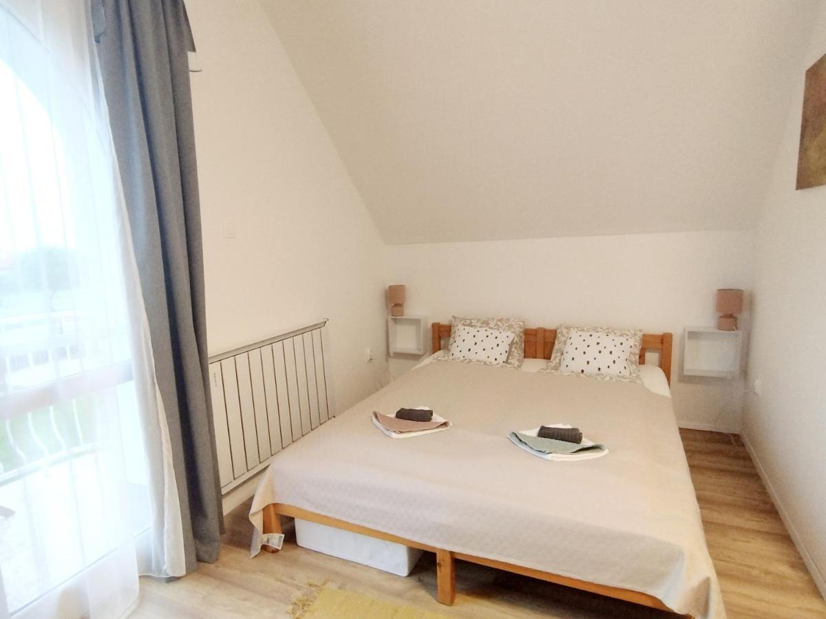 Regori Haz Hotel Balatongyorok Ngoại thất bức ảnh