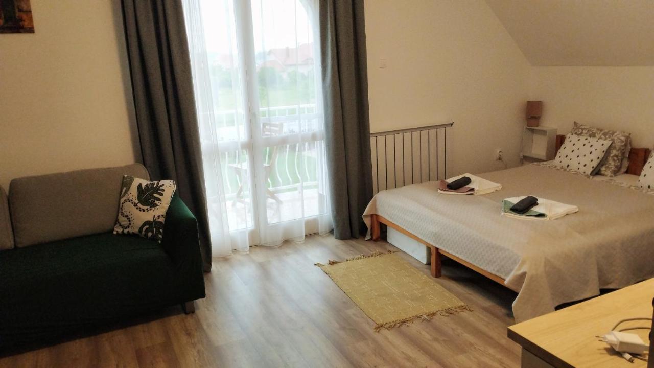 Regori Haz Hotel Balatongyorok Ngoại thất bức ảnh
