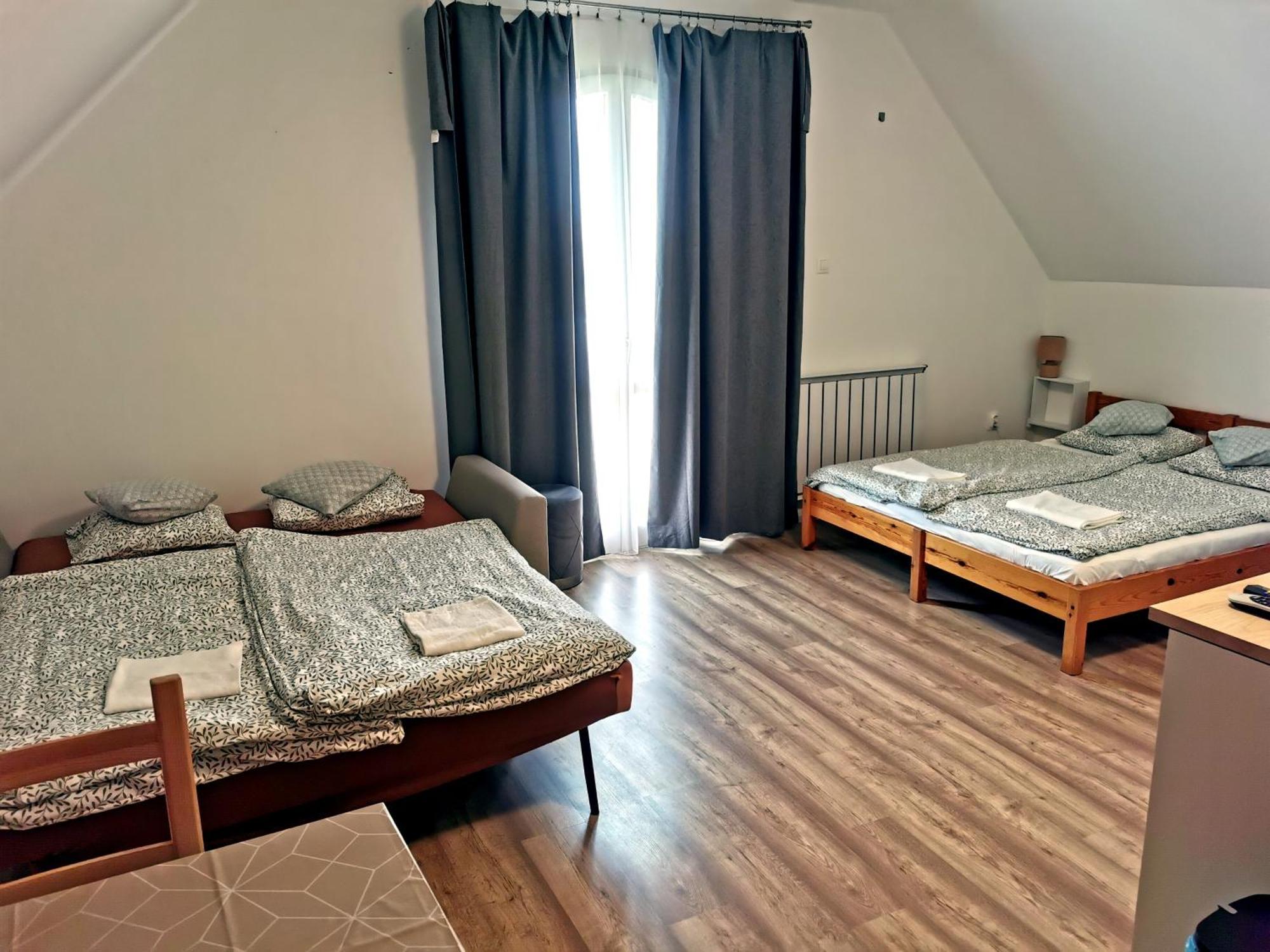 Regori Haz Hotel Balatongyorok Ngoại thất bức ảnh